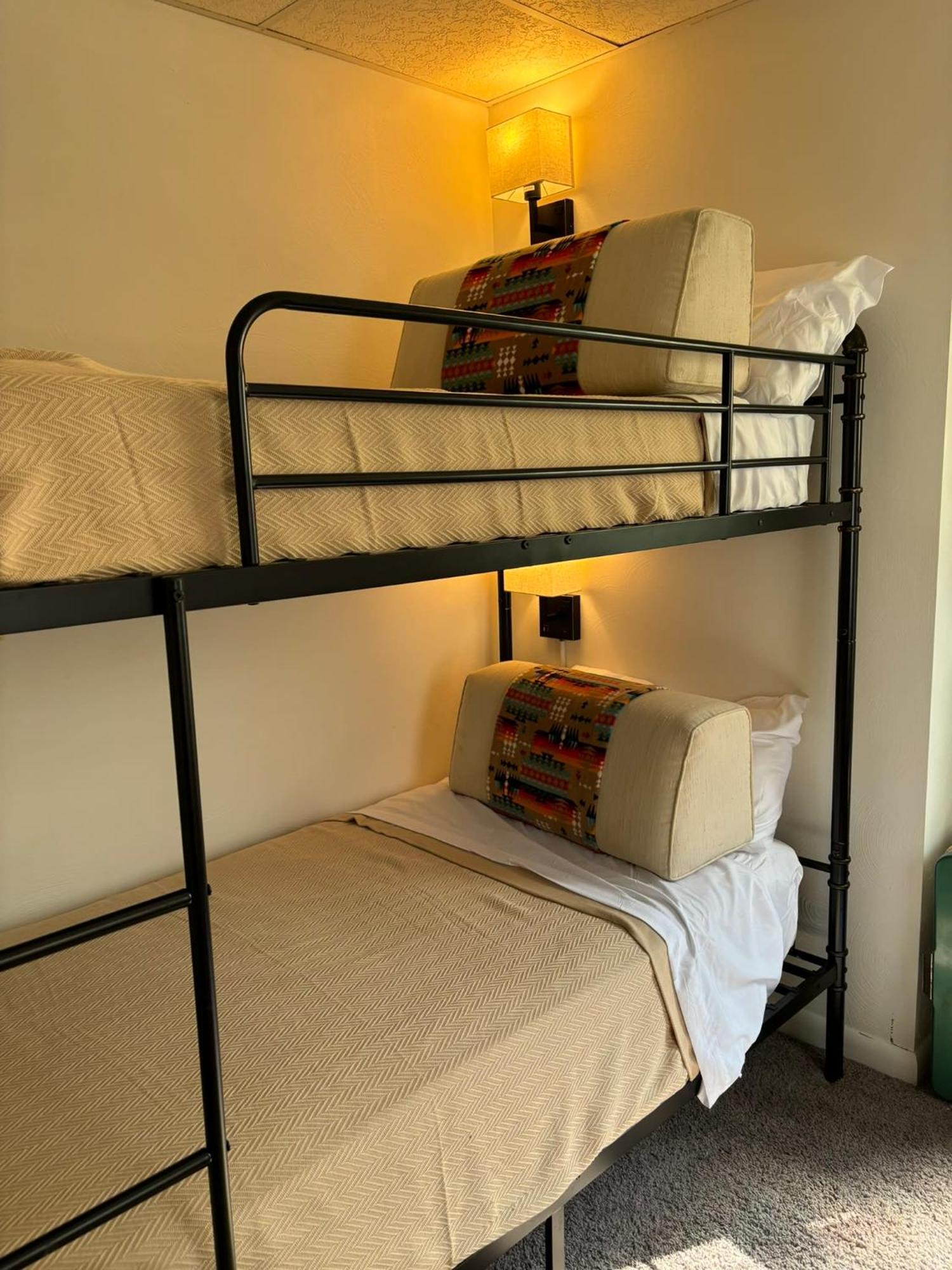 Apartment Welcome To Camp Sycamore